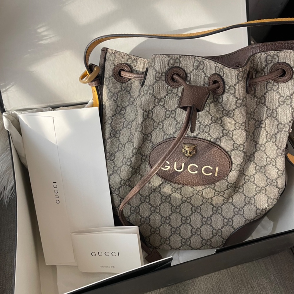 Gucci bagpack GG supreme - Picture 7 of 13